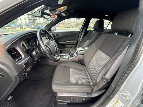 Used 2020 Dodge Charger SXT w/ Blacktop Package AWD/4WD image 23