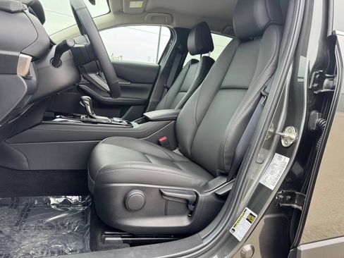 Certified 2025 MAZDA CX-30 AWD 2.5 S w/ Select Sport Pkg image 6