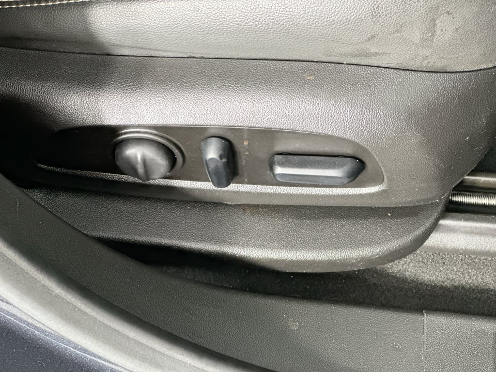 Used 2019 GMC Acadia Denali AWD/4WD image 23