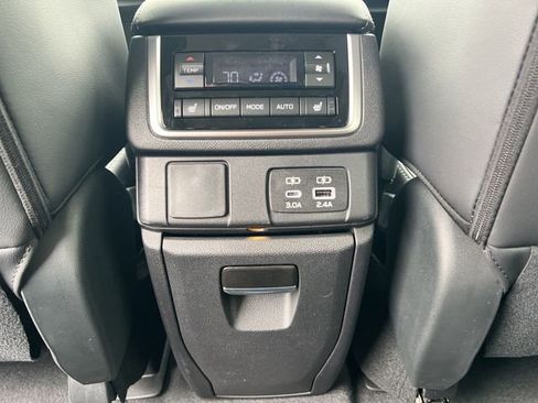New 2026 Subaru Ascent Limited image 33