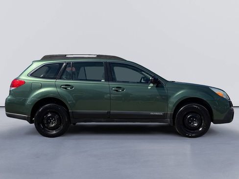 Used 2013 Subaru Outback 2.5i w/ Popular Pkg 1A AWD/4WD image 3