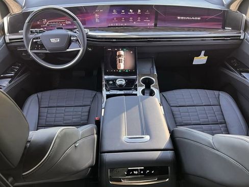 New 2026 Cadillac Escalade ESV Platinum Sport w/ LPO, ONYX Package AWD/4WD image 9
