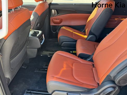 New 2026 Kia Carnival SX w/ SX Dark Edition Package image 12