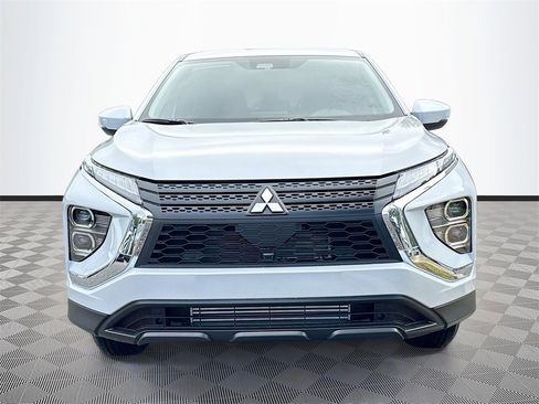 New 2026 Mitsubishi Eclipse Cross ES image 2