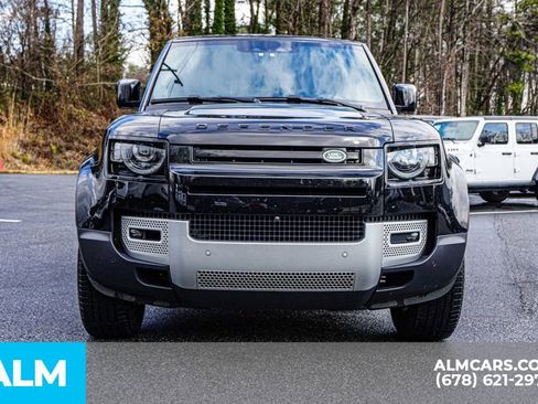 Used 2025 Land Rover Defender 110 S image 10