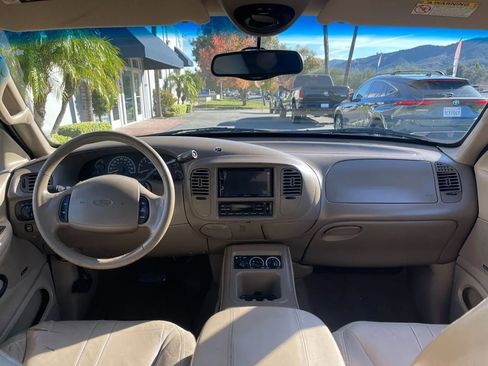 Used 2000 Ford Expedition Eddie Bauer image 14