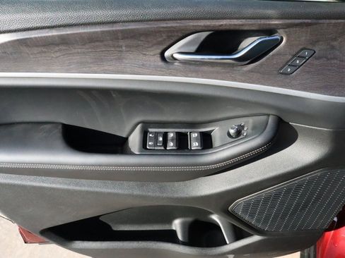 New 2025 Jeep Grand Cherokee Limited image 18