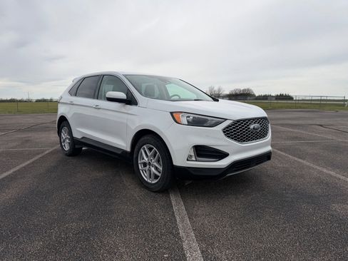 Certified 2023 Ford Edge SEL w/ Convenience Package AWD/4WD image 1