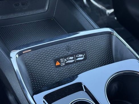 New 2026 Chevrolet Equinox RS AWD/4WD image 16