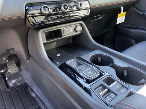 New 2025 Honda Pilot TrailSport image 21