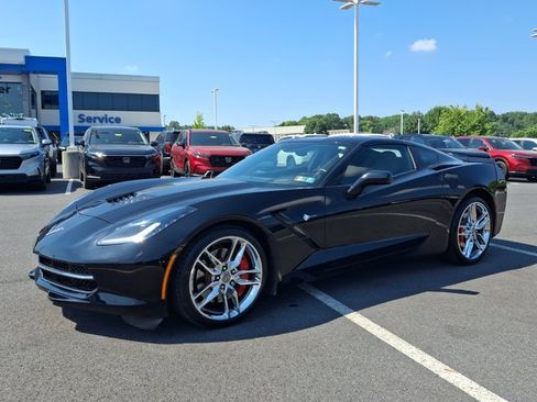 Used 2014 Chevrolet Corvette Stingray Coupe w/ 3LT Preferred Equipment Group RWD image 3