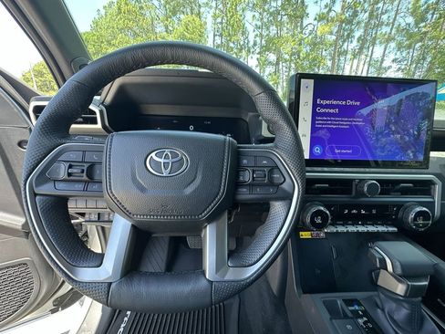 Used 2024 Toyota Tacoma Limited AWD/4WD image 11