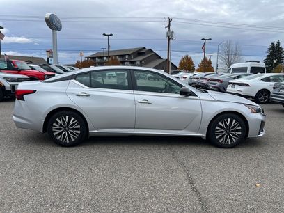 Used 2024 Nissan Altima 2.5 SV