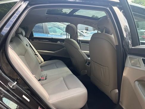 Used 2018 Genesis G80 3.8 w/ Option Group 02 RWD image 9