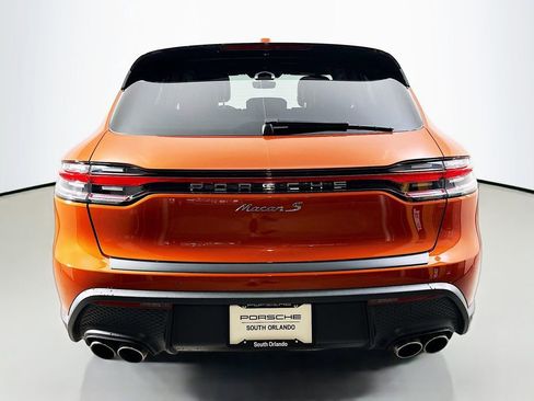 Certified 2023 Porsche Macan S AWD/4WD image 10