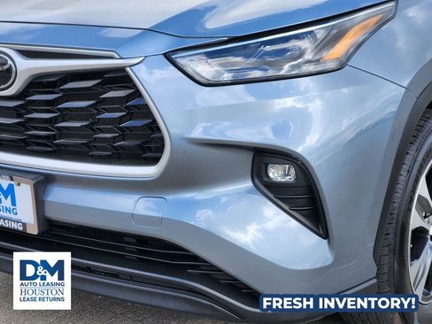 Used 2022 Toyota Highlander XLE image 10