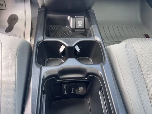 Used 2017 Honda CR-V EX image 26
