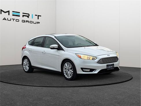 Used 2015 Ford Focus Titanium image 1