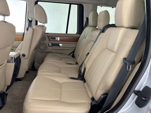 Used 2011 Land Rover LR4 HSE LUX AWD/4WD image 28