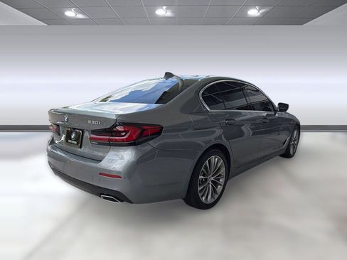 Used 2023 BMW 530i RWD image 9