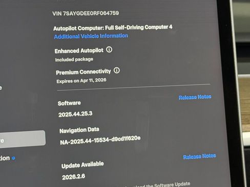 Used 2024 Tesla Model Y Long Range image 14