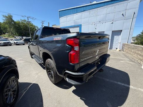 Used 2019 Chevrolet Silverado 1500 LT Trail Boss AWD/4WD image 3