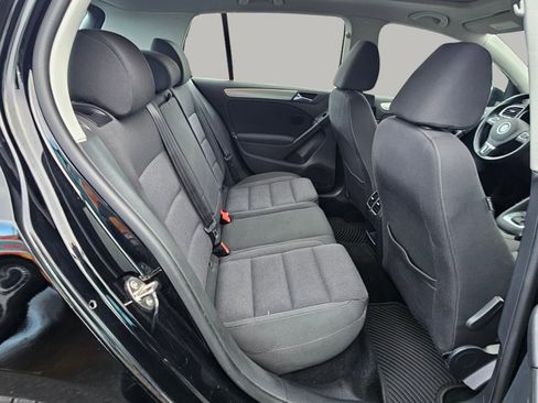 Used 2014 Volkswagen Golf 4-Door image 24