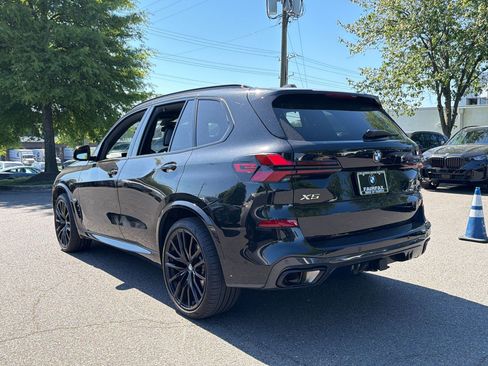 Used 2024 BMW X5 xDrive40i w/ M Sport Package AWD/4WD image 3