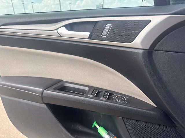 Used 2018 Ford Fusion S FWD image 7