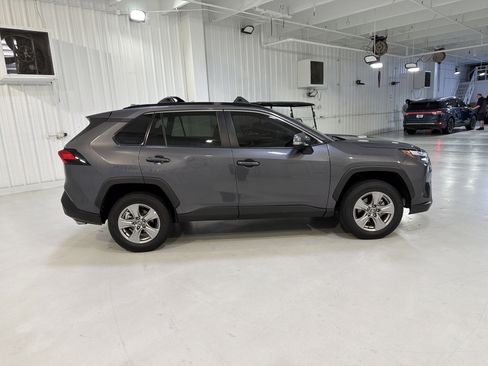Used 2024 Toyota RAV4 XLE w/ Convenience Package FWD image 6