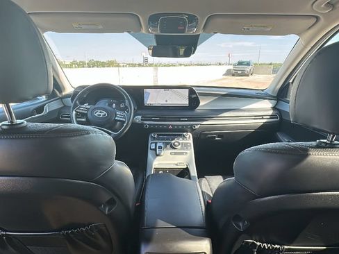 Used 2025 Hyundai Palisade SEL FWD image 29