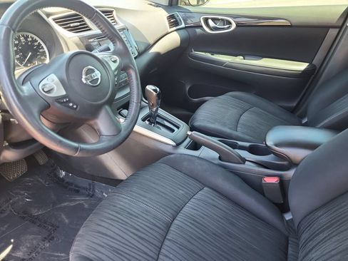 Used 2017 Nissan Sentra SV FWD image 12