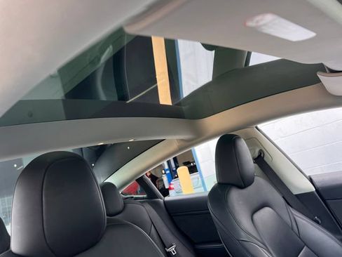 Used 2023 Tesla Model 3 Standard Range RWD image 35