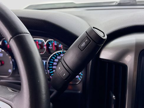 Used 2018 Chevrolet Silverado 1500 LT w/ All Star Edition image 16