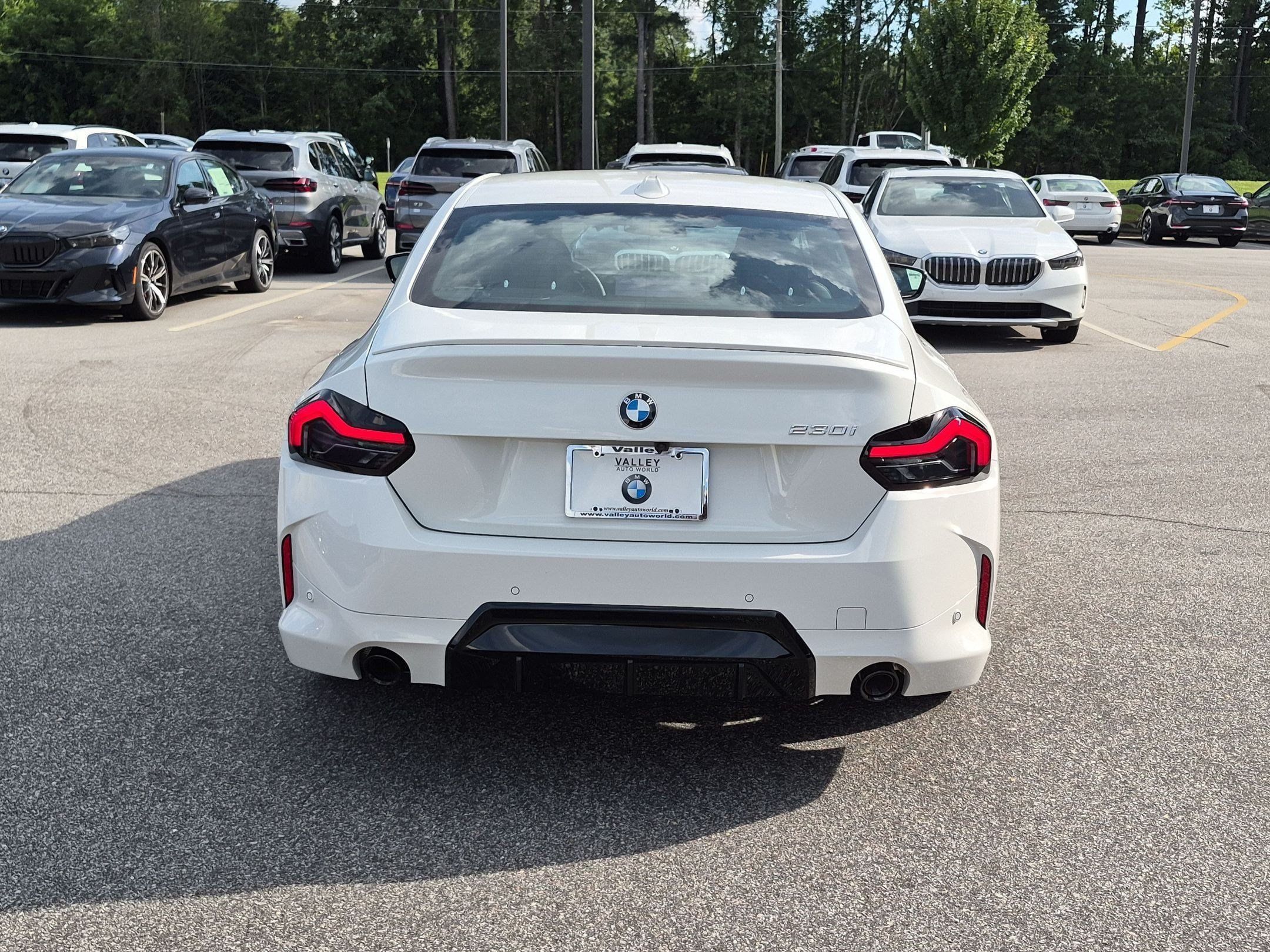 New 2026 BMW 230i Coupe w/ M Sport Package RWD image 4