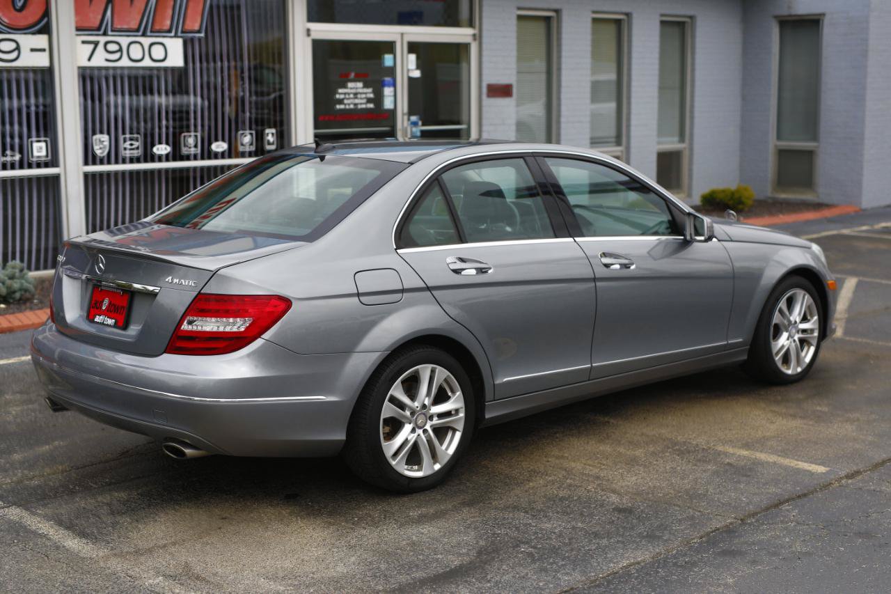 Used 2014 Mercedes-Benz C 300 4MATIC Sedan image 16
