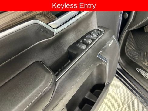 Used 2022 Chevrolet Silverado 1500 RST image 14