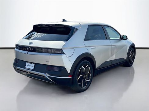 Used 2023 Hyundai Ioniq 5 SEL image 7