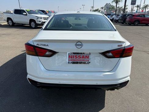 New 2025 Nissan Altima 2.5 SR image 5