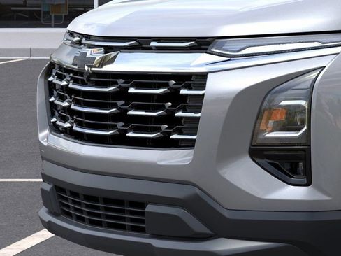 New 2026 Chevrolet Equinox LT w/ Safety and Technology Package FWD image 13