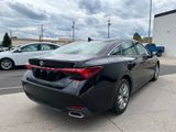 Used 2022 Toyota Avalon XLE image 6