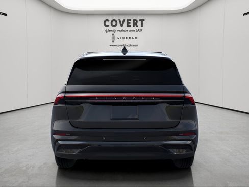 New 2026 Lincoln Nautilus Reserve w/ Jet Appearance Package AWD/4WD image 5