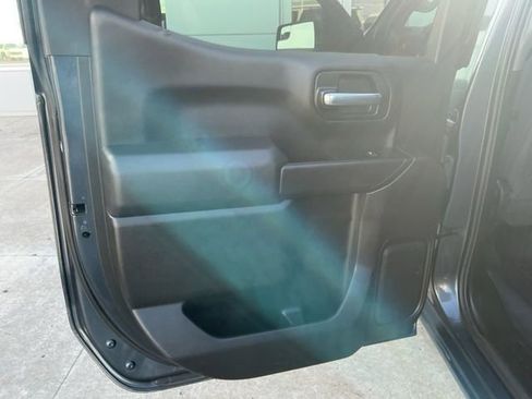 Used 2021 Chevrolet Silverado 1500 Custom w/ LPO, Dark Essentials Package image 18