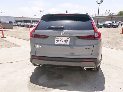 Used 2025 Honda CR-V Sport-L image 8