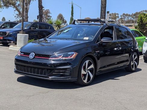 Used 2018 Volkswagen GTI SE FWD image 6