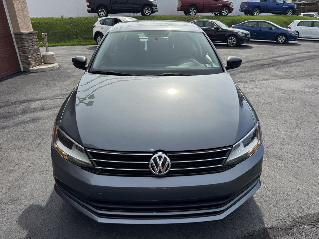 Used 2015 Volkswagen Jetta SE FWD image 3