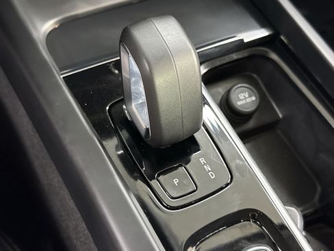 Used 2024 Volvo S60 B5 Core FWD image 34