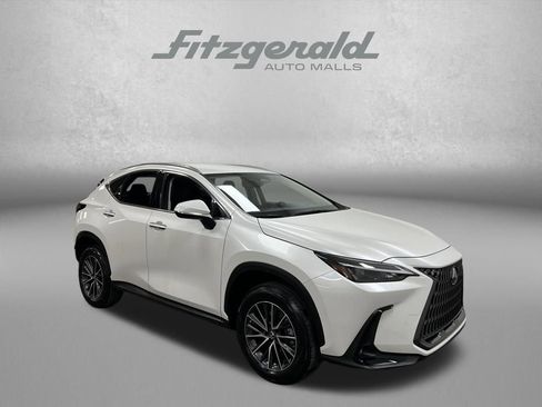 Used 2022 Lexus NX 250 FWD w/ Towing Package (2000 Lbs) image 9