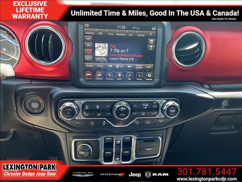 Used 2021 Jeep Wrangler Unlimited Rubicon AWD/4WD image 15