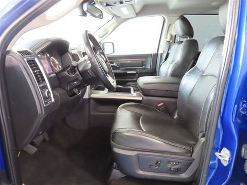 Used 2015 RAM 1500 Laramie w/ Convenience Group image 16